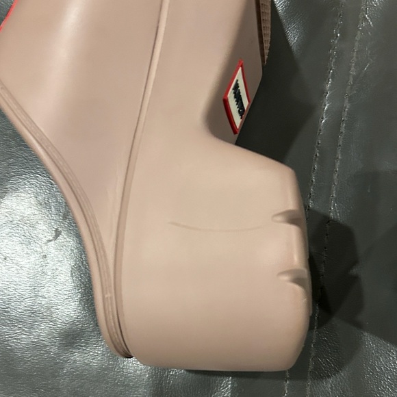 Hunter Slip-On Clogs, Medium Neutral color - Picture 5 of 5